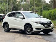 Honda Vezel 2017 White for sale