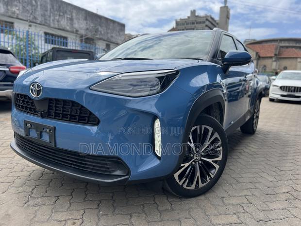 Toyota Yaris Cross 1.5 Hybrid AWD 2021 Blue