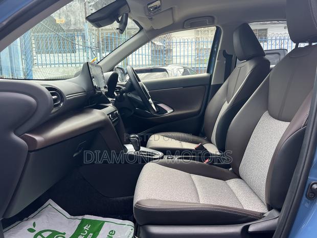 Toyota Yaris Cross 1.5 Hybrid AWD 2021 Blue