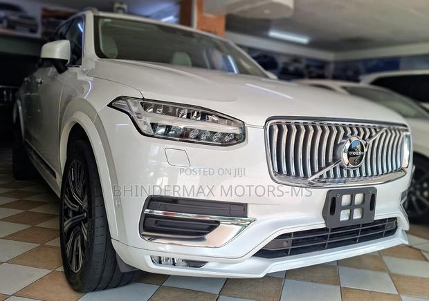 Volvo XC90 2020 White