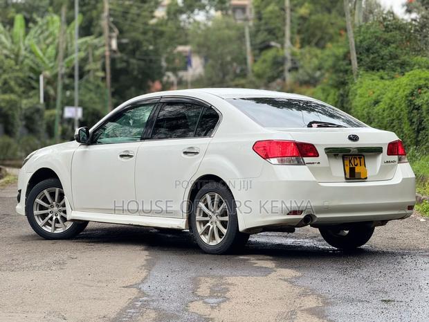 Subaru Legacy 2012 White