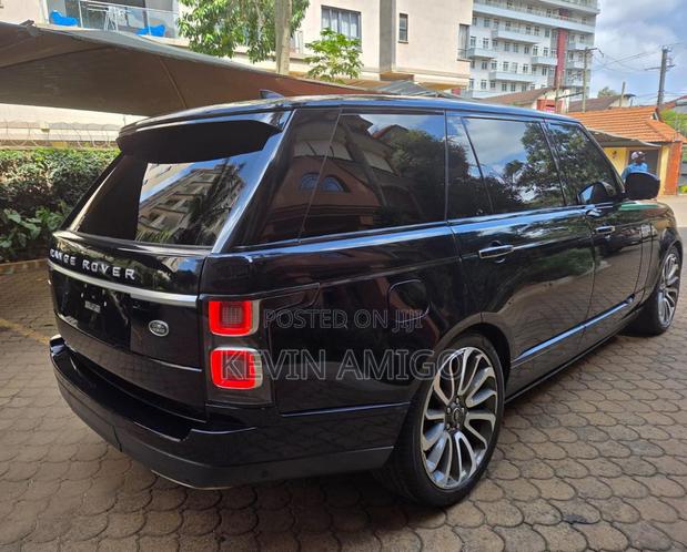 Land Rover Range Rover Vogue 2019 Black