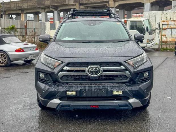 Toyota RAV4 2020 Gray