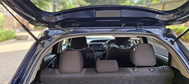 Toyota Vitz 2018 Blue