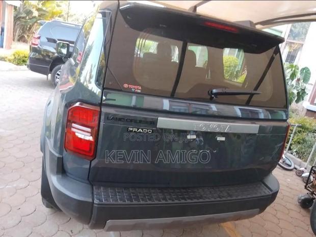 Toyota Land Cruiser 2024 Gray