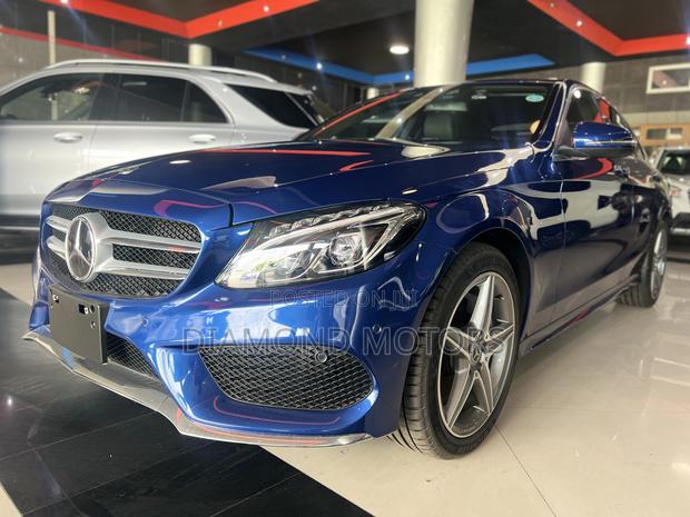 Mercedes-Benz C200 2018 Blue