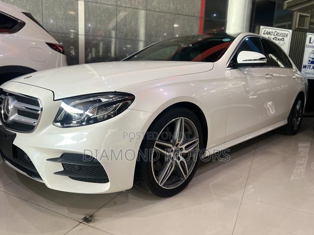 Mercedes-Benz E200 2018 Pearl