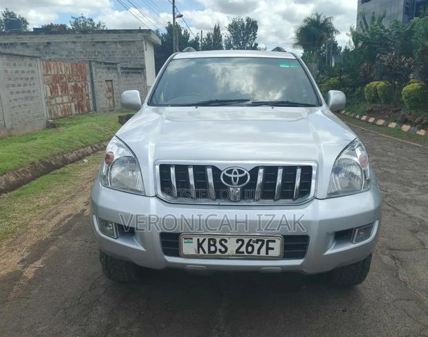 Toyota Land Cruiser Prado 2005 Silver