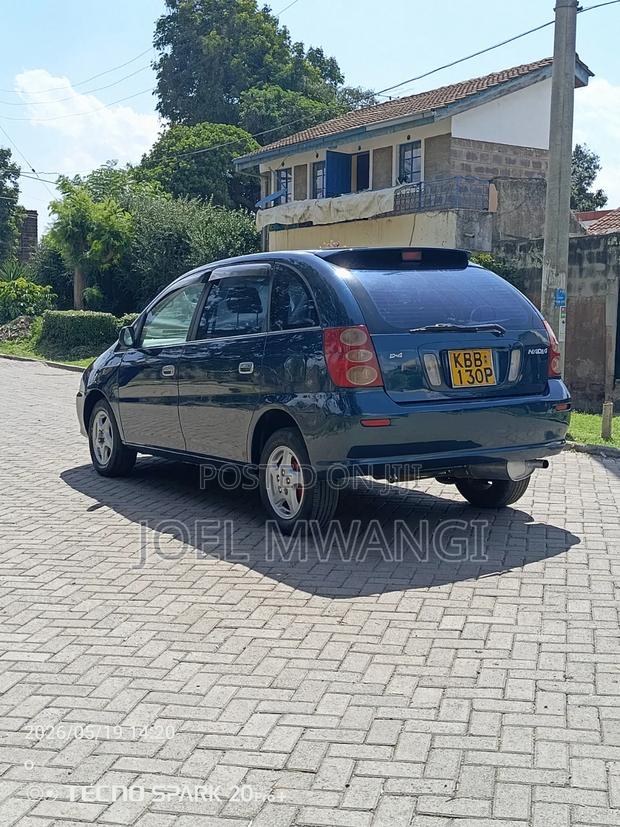 Toyota Nadia 2000 Green