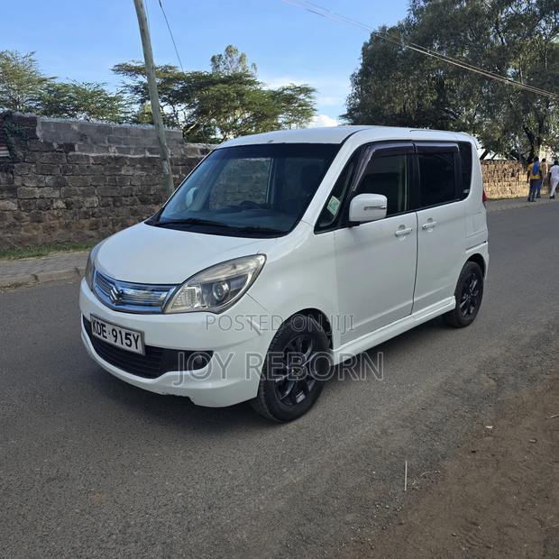 Suzuki Solio 2015 White