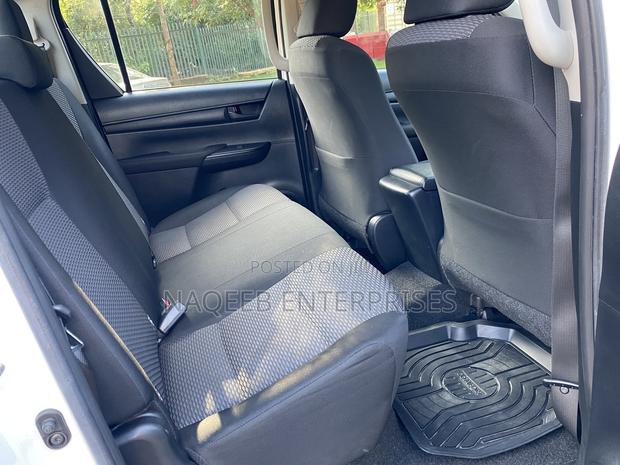Toyota Hilux Revo Double Cab Deisel 2.4 AWD 2019 Pearl