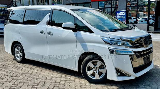 Toyota Alphard 2.5 Petrol AWD 2019 Pearl