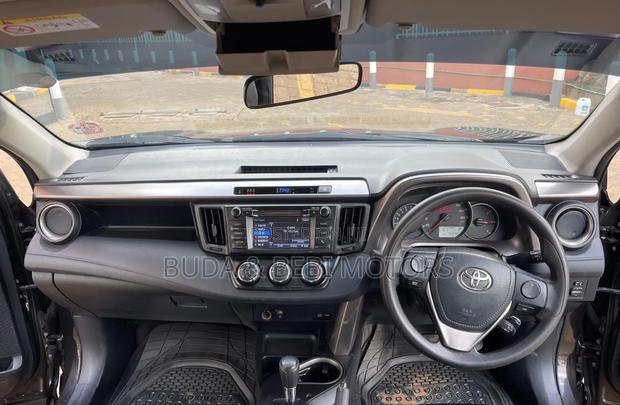 Toyota RAV4 2016 Green