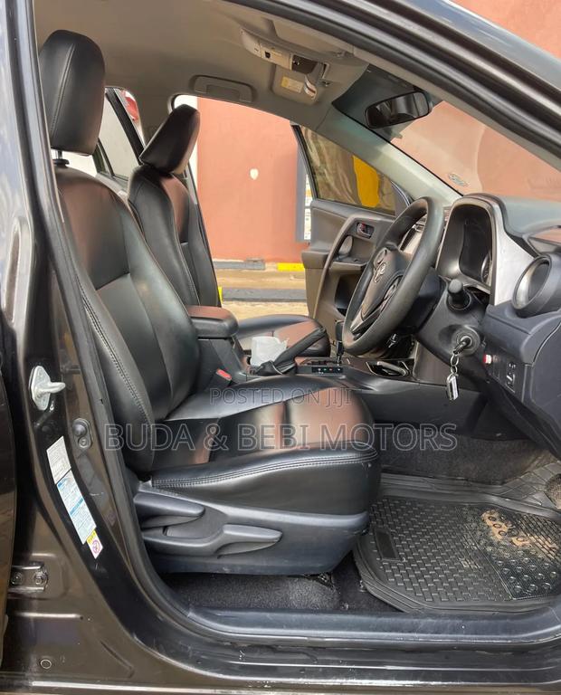 Toyota RAV4 2016 Green