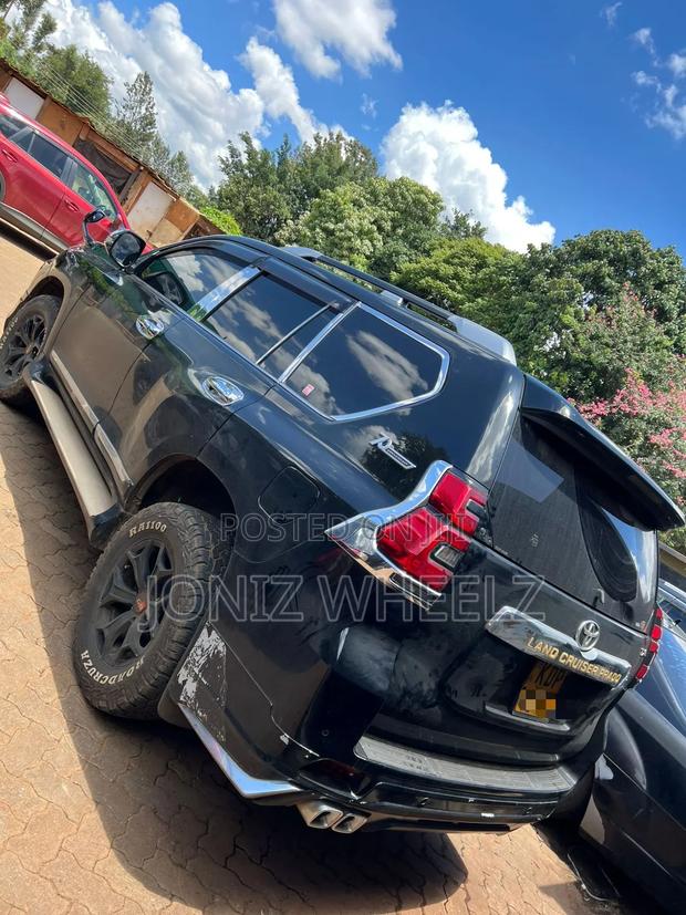 Toyota Land Cruiser Prado 2.8 2019 Black