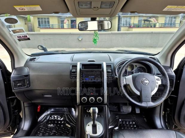 Nissan X-Trail 2010 Black