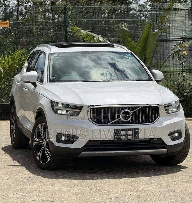 Volvo XC40 2019 Pearl