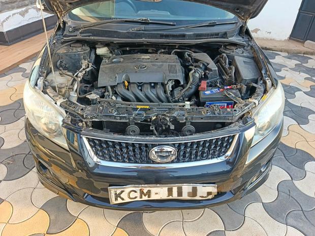 Toyota Corolla Fielder 2011 Black