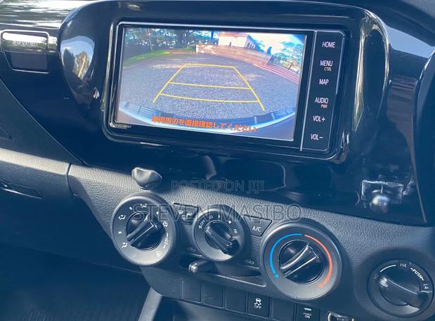 Toyota Hilux Revo Double Cab Deisel 2.4 AWD 2019 White