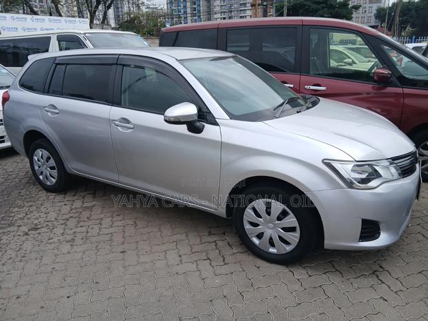 Toyota Corolla Fielder 2013 Silver