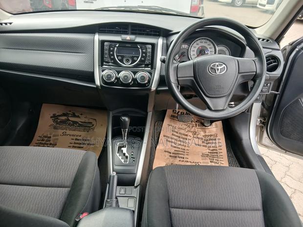 Toyota Corolla Fielder 2013 Silver
