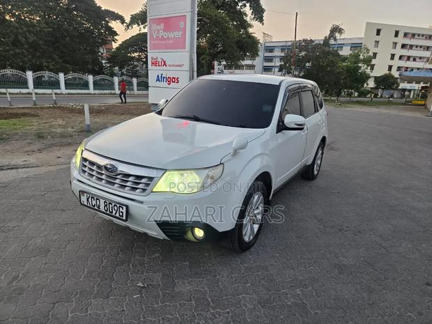 Subaru Forester 2011 White