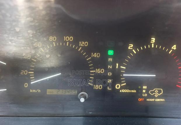 Toyota Land Cruiser HDJ 100 2001 White