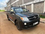 Toyota Hilux 2018 Black for sale