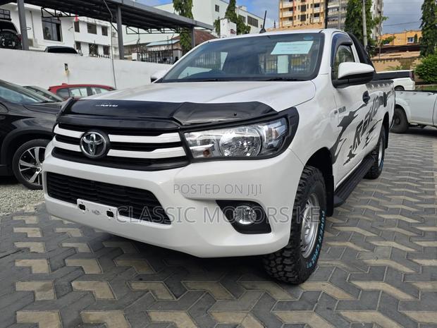 Toyota Hilux Revo Single Cab Deisel 2.4 RWD 2020 White