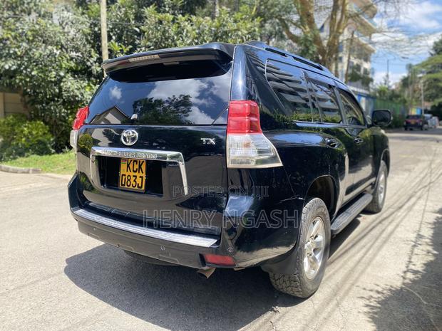 Toyota Land Cruiser Prado 2010 Black