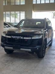 Toyota Land Cruiser LC300 2023 Matt Black for sale