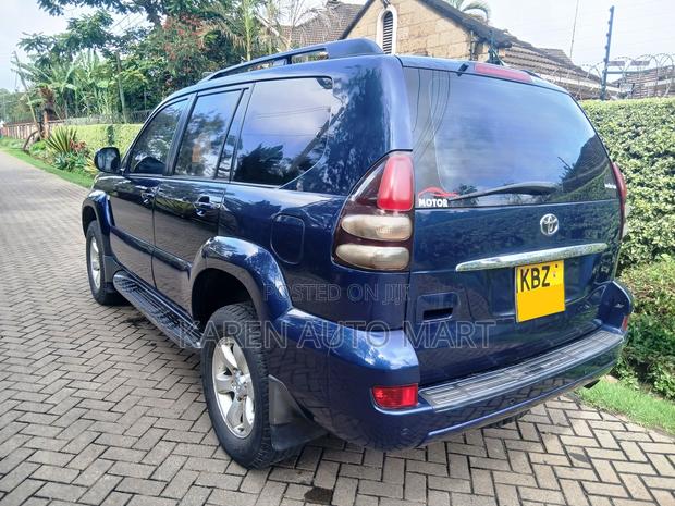Toyota Land Cruiser Prado 2008 Blue