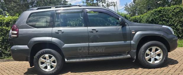Toyota Land Cruiser Prado 2007 Gray
