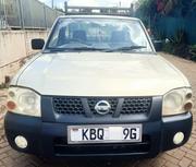 Nissan Hardbody 2011 Gold for sale