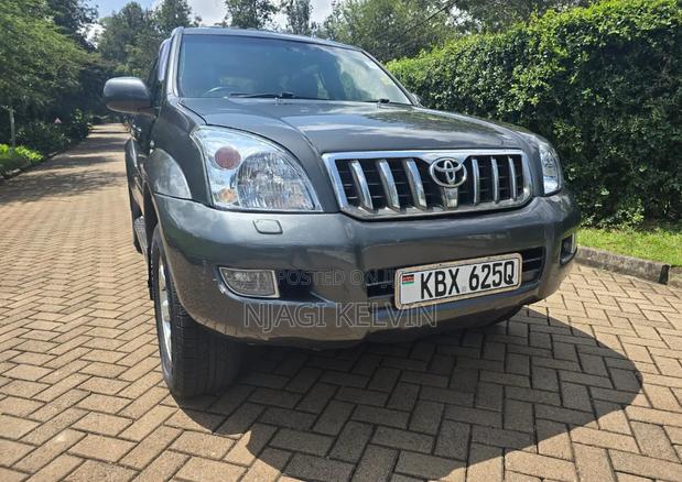 Toyota Land Cruiser Prado 3.0 D-4D 5dr 2007 Gray