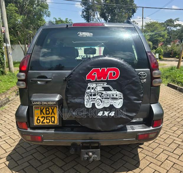 Toyota Land Cruiser Prado 3.0 D-4D 5dr 2007 Gray