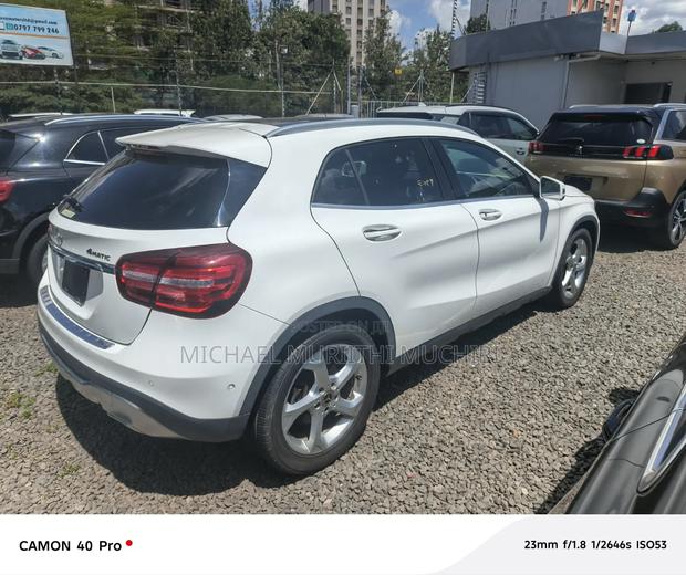 Mercedes-Benz GLA-Class 2019 White