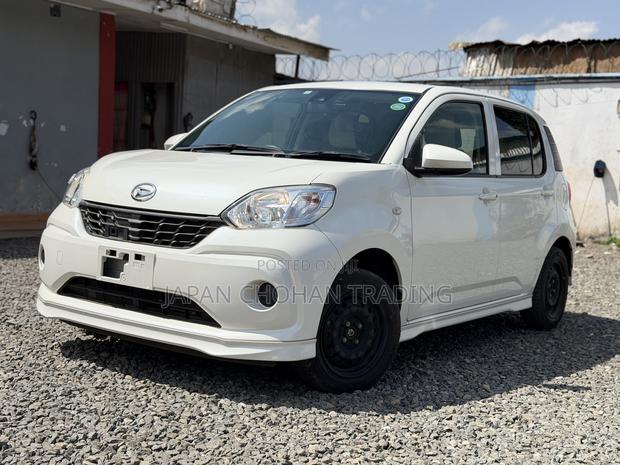 Daihatsu Boon 2018 White
