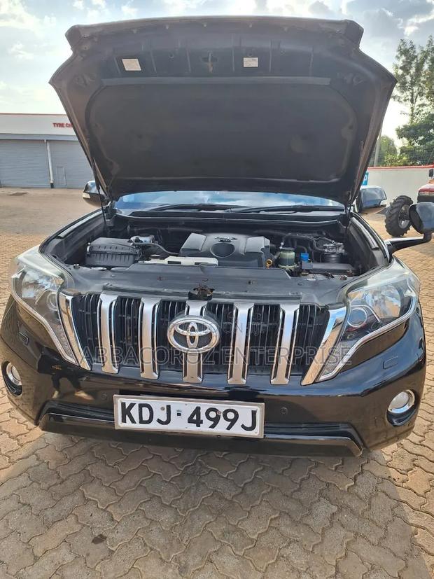 Toyota Land Cruiser Prado 2015 Black