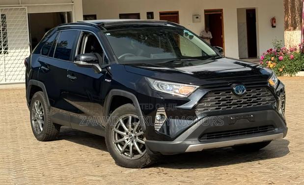 Toyota RAV4 Hybrid 2019 Matt Black
