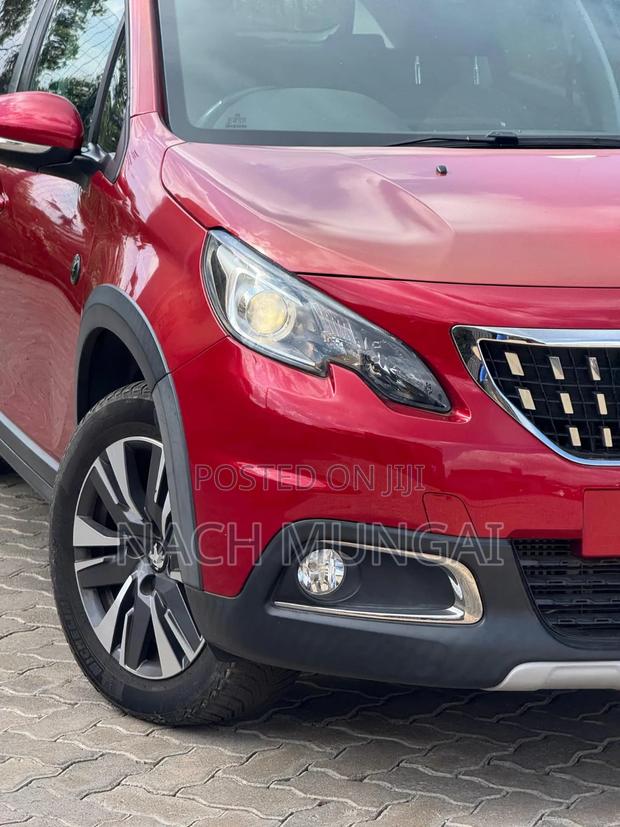 Peugeot 2008 2019 Red