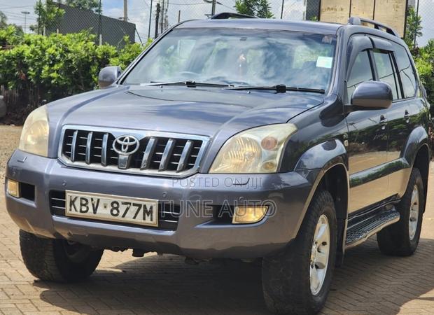 Toyota Land Cruiser Prado 2006 Gray