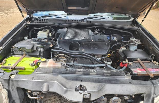 Toyota Land Cruiser Prado 2006 Gray