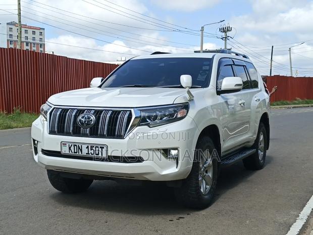 Toyota Land Cruiser Prado 2.8 2018 White