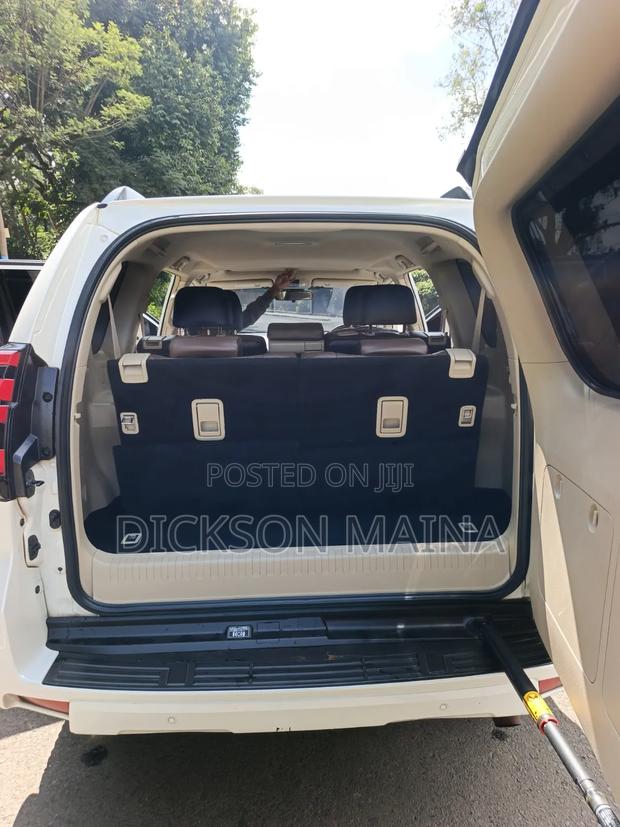 Toyota Land Cruiser Prado 2.8 2018 White