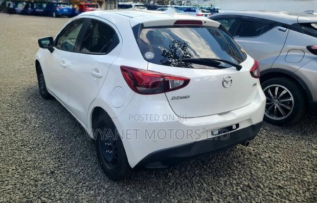 Mazda Demio 2018 White