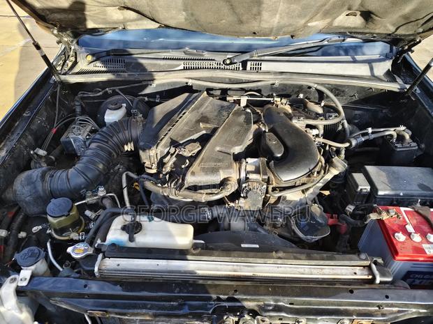 Toyota Land Cruiser Prado VX 4.0 V6 2006 Black