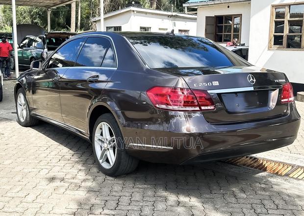 Mercedes-Benz E250 2013 Brown