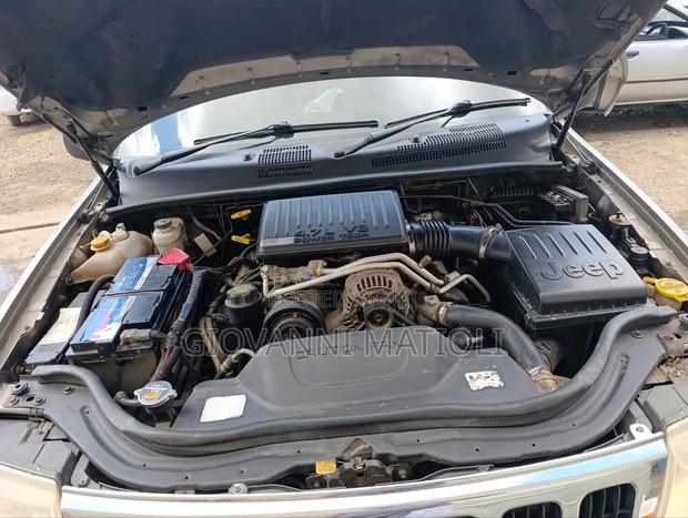 Jeep Grand Cherokee Laredo 4.7 4x4 2003 Silver