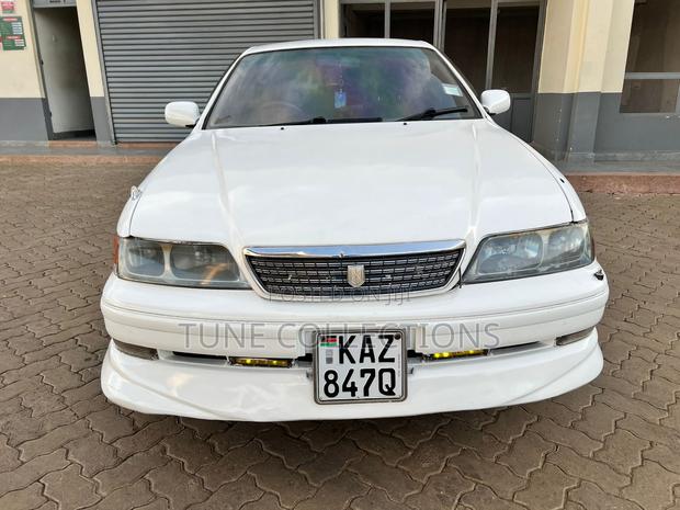 Toyota Mark II 2.0 RWD 2004 White